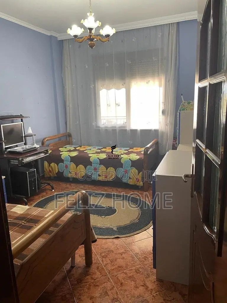 APARTAMENT ME QERA 2+1 LAPRAKE 570 EURO