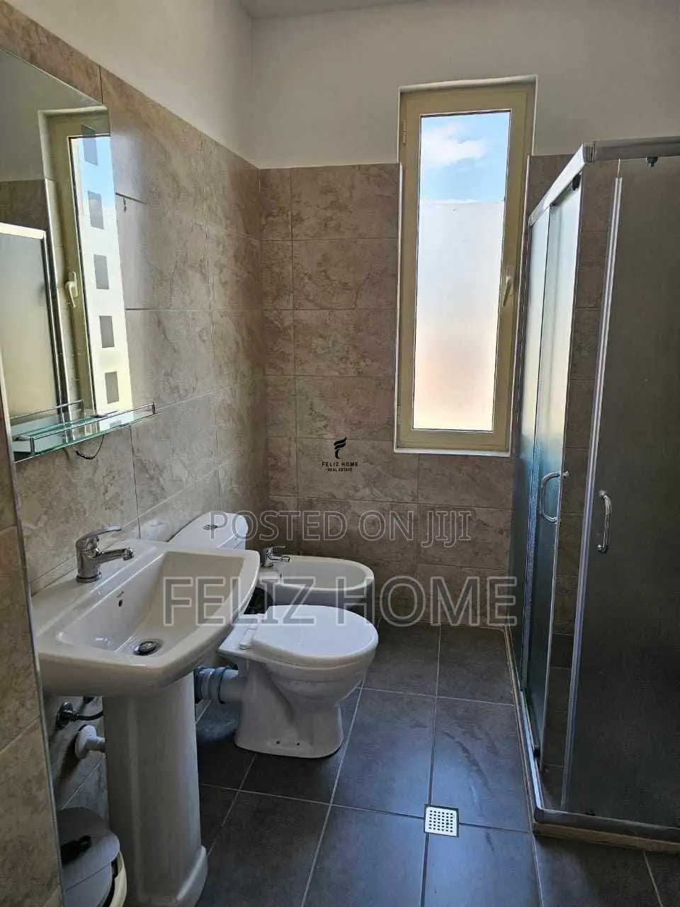 APARTAMENT ME QERA 2+1 RRUGA DRITAN HOXHA 55.000 LEKE