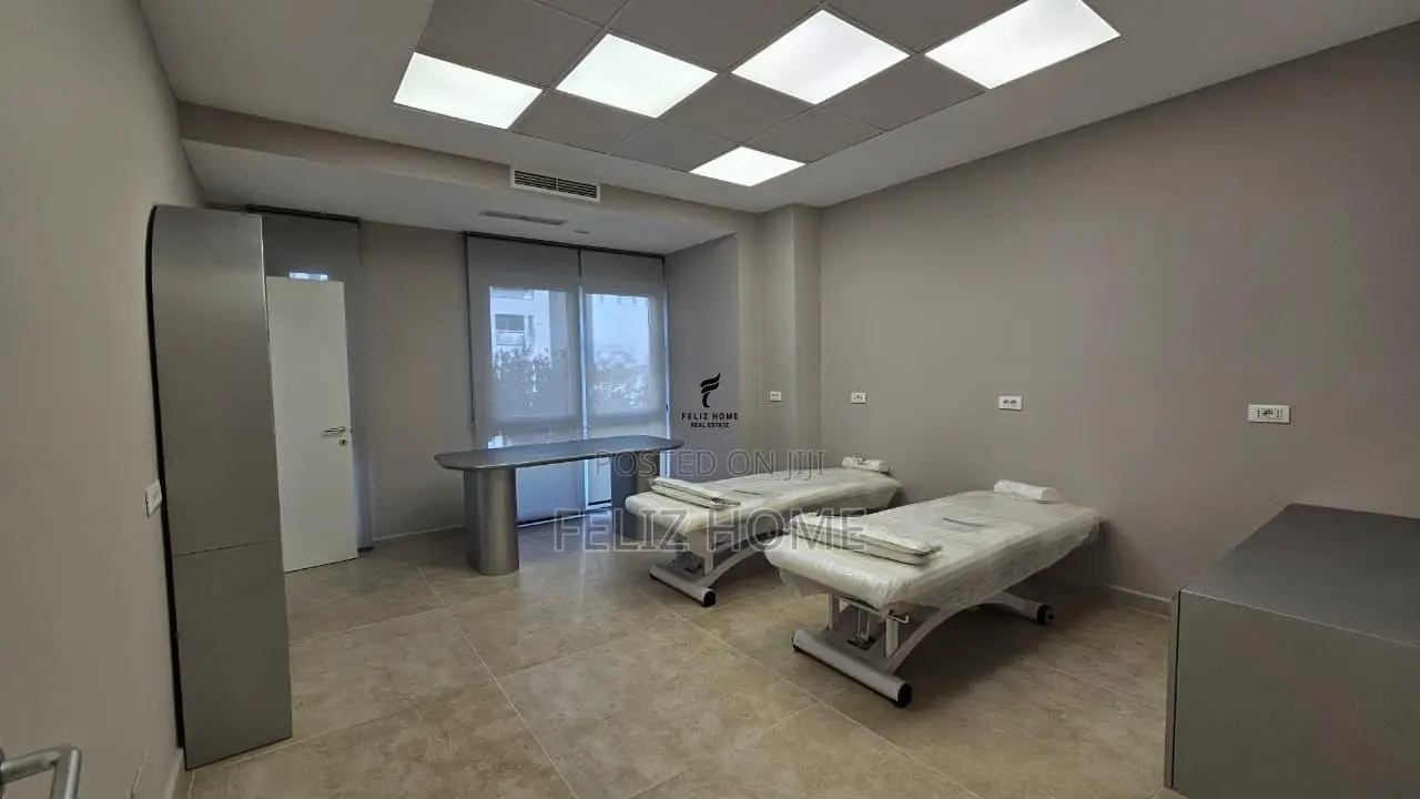 ZYRE ME QERA 140 M2 KOMUNA E PARISIT •CMIMI 250.000 LEKE