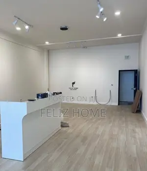 DYQAN ME QERA 130M2 RRUGA FERIT XHAJKO 200.000 LEKE