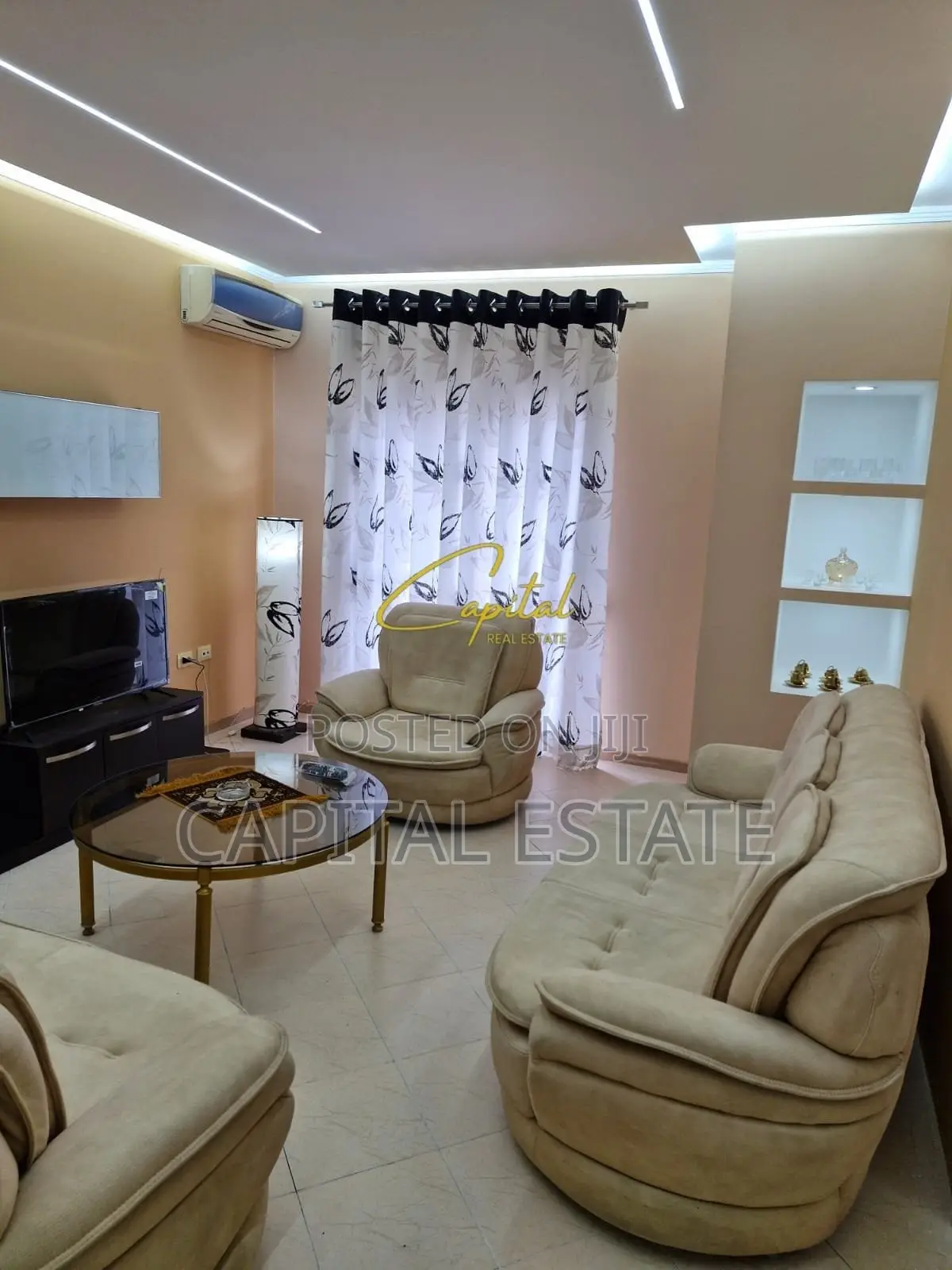 APARTAMENT ME QIRA 2+1 KOMUNA E PARISIT 750 EURO
