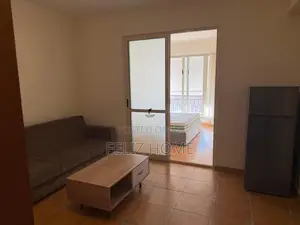 GARSIONERE ME QERA 45 M2 RRUGA E BARRIKADAVE 40.000 LEKE