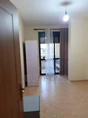 APARTAMENT ME QERA 2+1 RRUGA 5 MAJI 50.000 LEKE