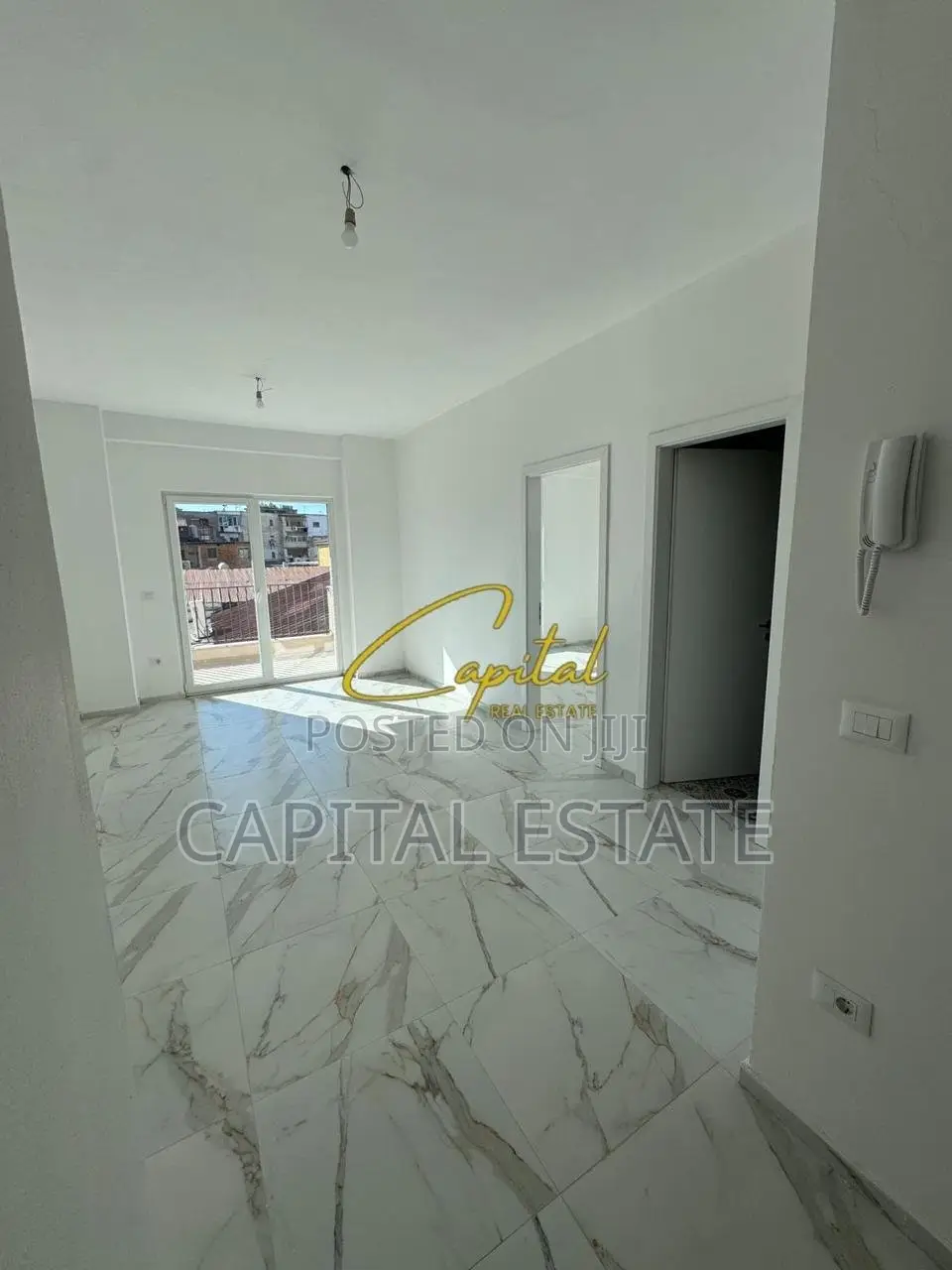 ZYRE ME QIRA 60 M2 KOMPLEKSI AURA 45.000 LEKE