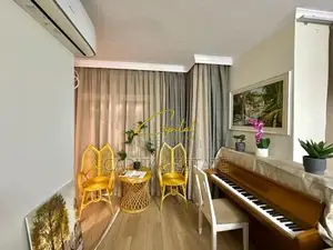 APARTAMENT ME QIRA 3+1 VASIL SHANTO 1.200 EURO