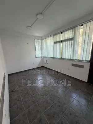 ZYRE ME QERA 200 M2 OXHAKU 200.000 LEKE