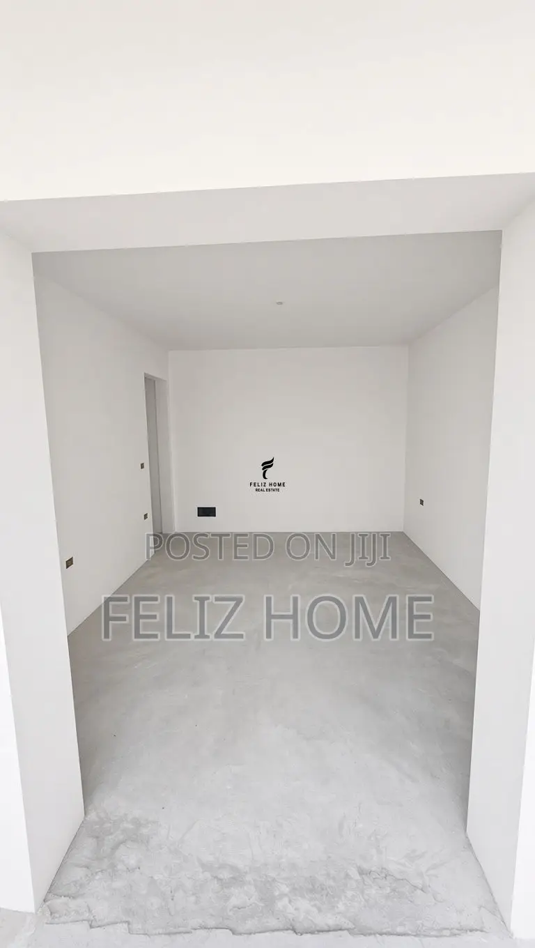 SHITET APARTAMENT 3+1+2 MYSLYM SHYRI 30.000.000 LEKE