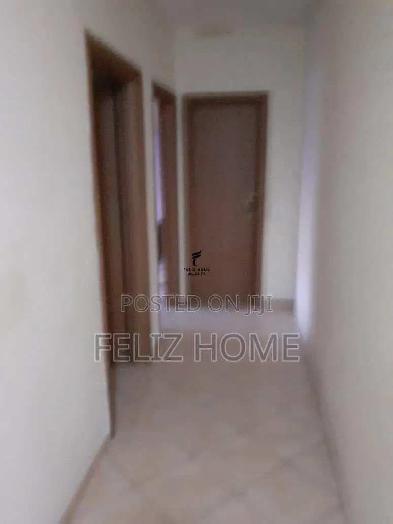 APARTAMENT ME QERA 2+1 RRUGA 5 MAJI 50.000 LEKE