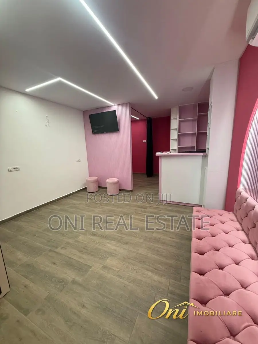 Store to rent Shkoze (Tirana - city)