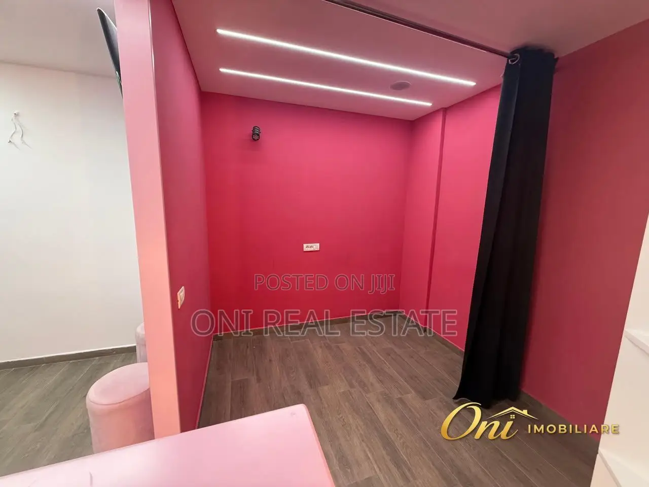 Store to rent Shkoze (Tirana - city)