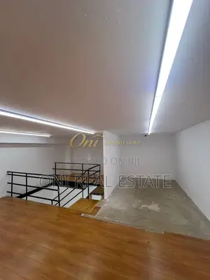 Store to rent Myslym Shyri Str. (Tirana - city)
