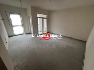 Apartamente 2+1 ne shitje ne Rruga 5 Maji afer Concordit ne Tirane (ID