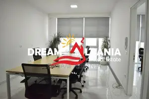 Zyre me qera tek Komuna Parisit, Kompleksi Kika 2 ne Tirane (ID 426160