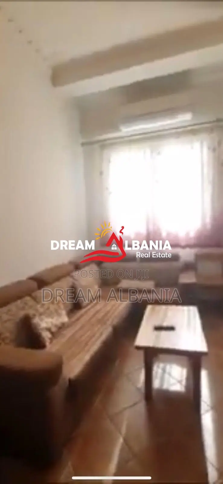 Apartament 1+1 me qera te Blloku i Ambasadave prane rruges se Kavajes 