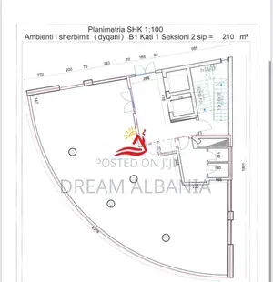 Ambjent Biznesi ne shitje ne Rrugen e Kavajes prane Square 21 ne Tiran