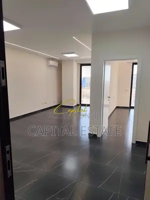 ZYRE ME QIRA 75 M2 RRUGA MINE PEZA 580 EURO