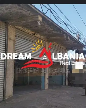 Magazine ne shitje ne autostraden Tirane-Durres prane QTU-se ne Tirane