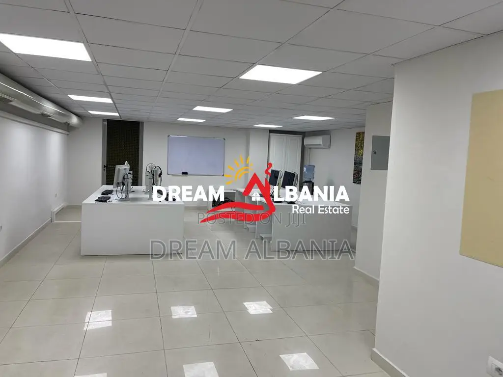 Ambjent per zyra me qera te Bulevardi i Ri rruga Jordan Misja (ID 4261