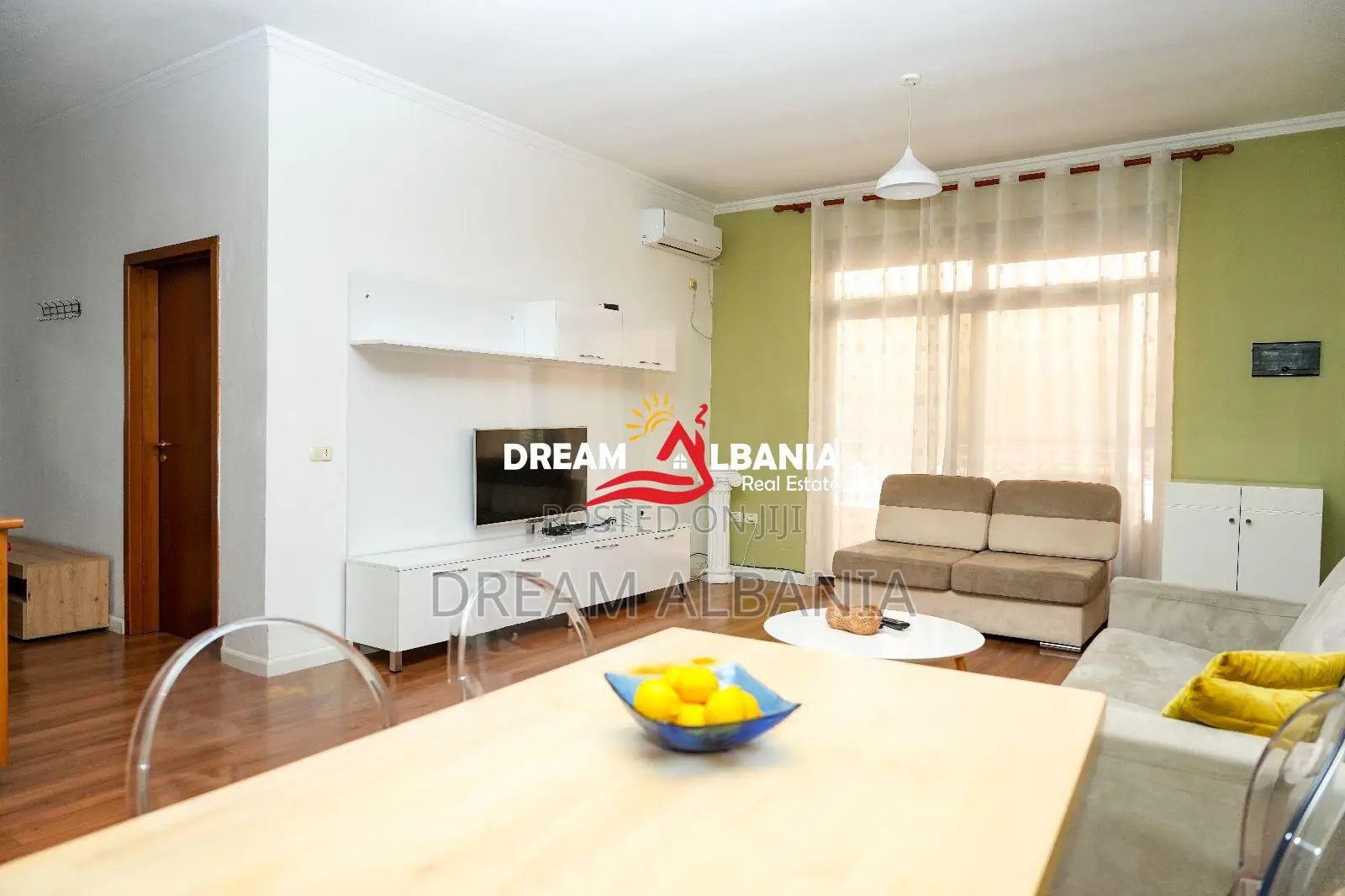 Apartament 1+1 me qera ne Bulevardin Zogu i I te Ministria e Drejtesis
