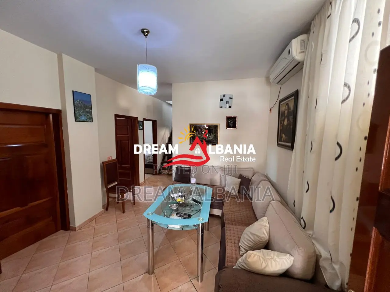 Shtepi Private 1-kateshe me qera ne Qender te Tiranes prane Internacio