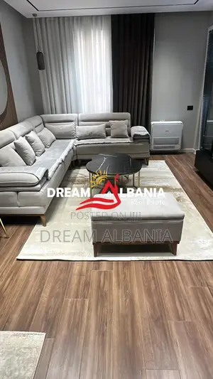 Apartament 3+1+2 me Ballkon+Post Parkimi ne shitje Ne Paskuqan,Tirane 