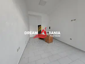 Ambient biznesi per shitje prane rruges Mine Peza (ID 4171564)