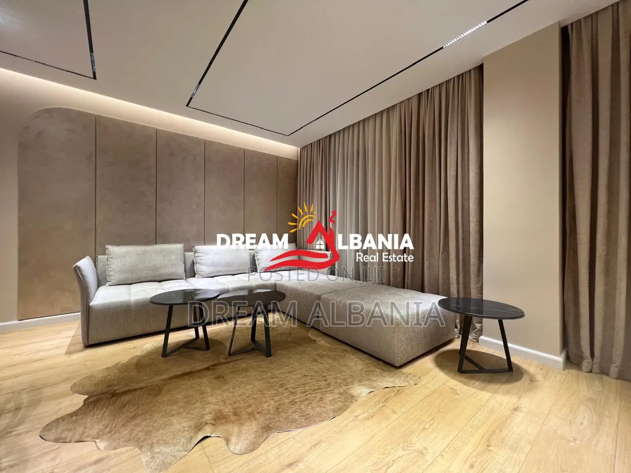 Apartament modern 2+1 me qera ne qender (ID 42215376)
