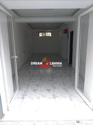Jepet ambjent me qera tek rruga e Dibres, prane Fakultetit te Mjekesis
