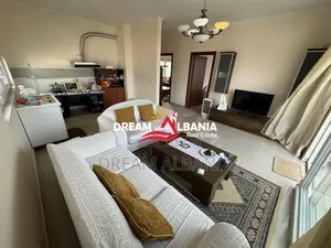 Apartament 2+1+Verand per shitje ,Kopshti Botanik, prane Xhamis (ID 41