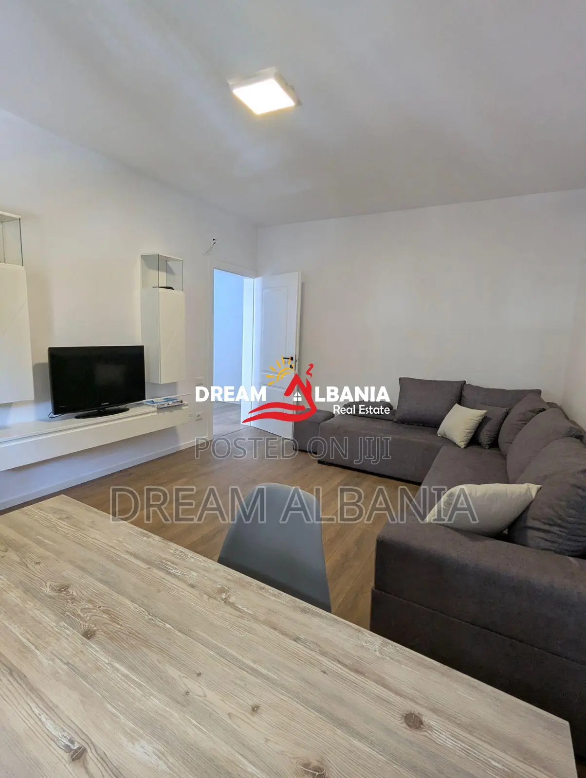 Apartament 1+1+Kuzhine me Vete ne Shitje ne Laprake, Prane KMY-se (ID 