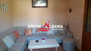 Shtepi Private + Ambjent Biznesi ne shitje ne Lushnje prane Stadiumit(