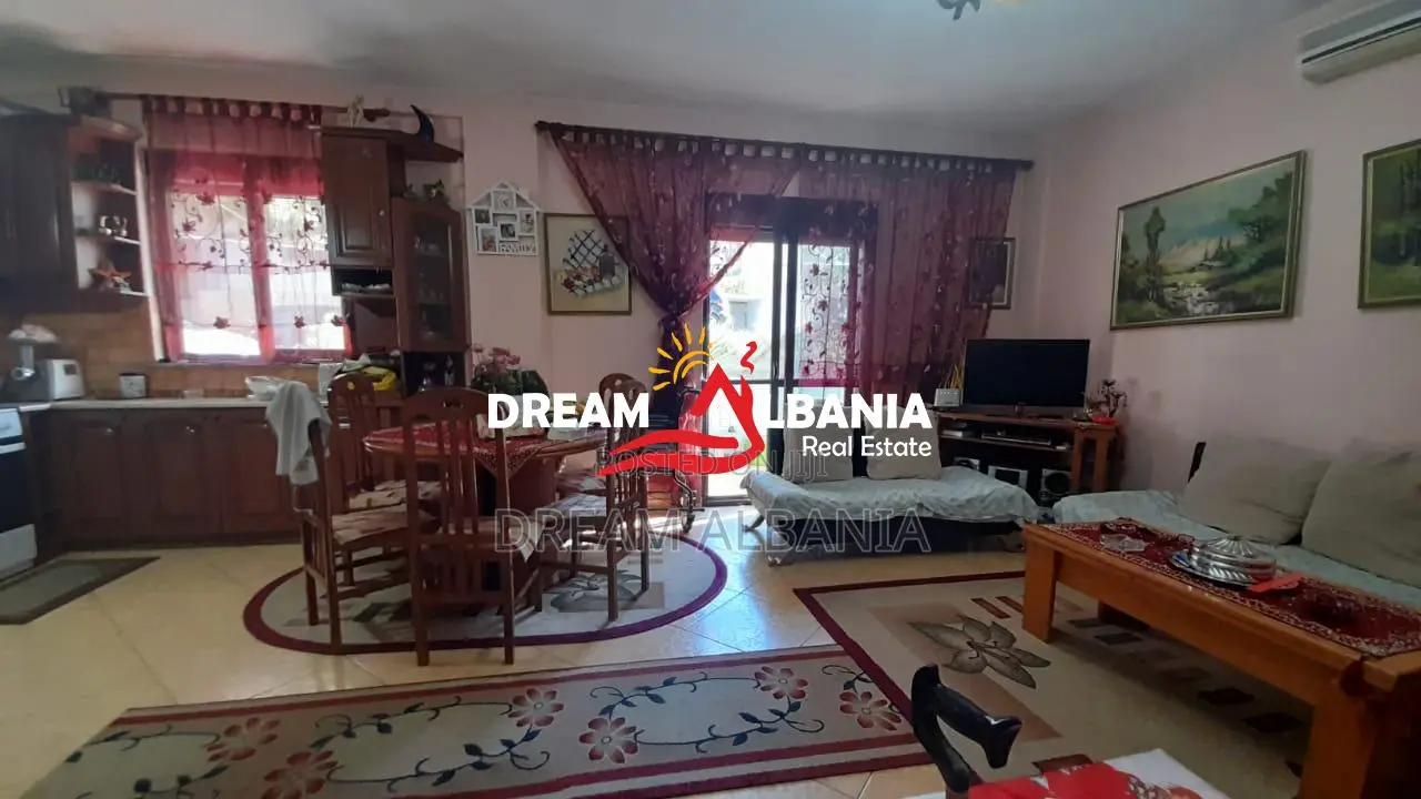 Apartament 2+1 ne shitje ne zonen e Kodres se Diellit prane Big Market