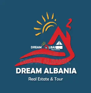 Toke ne shitje ne Autostraden Tirane-Durres, kilometri 14 ne Tirane (I