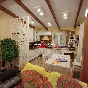 Apartament 2+1 ne shitje ne bregdetin e Lalzit ne nje Kompleks Reziden