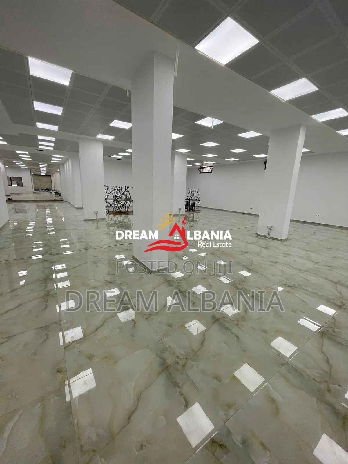 Ambjent biznesi me qera ne zonen e Freskut, rruga Muhamet Deliu, Tiran