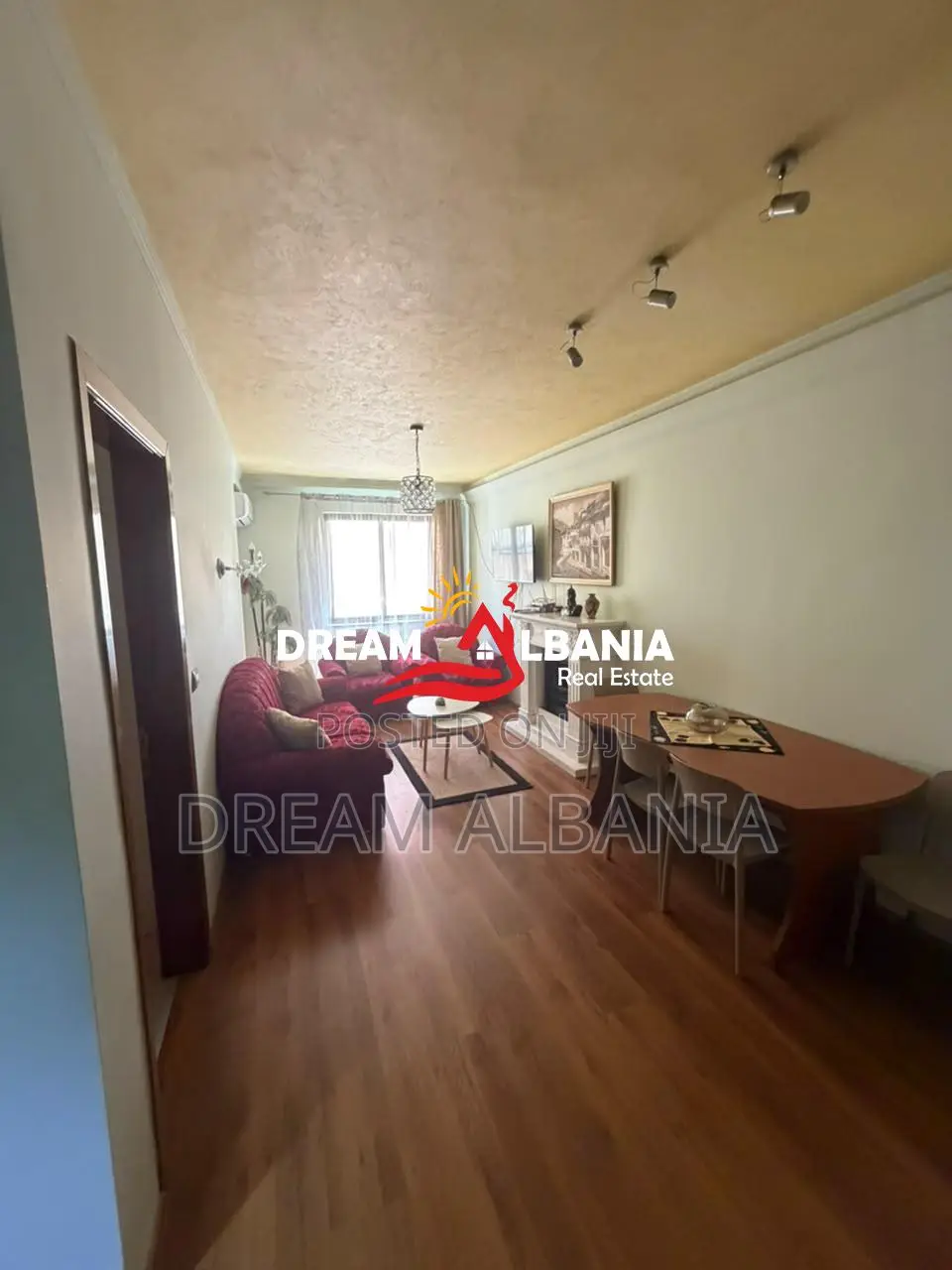 Jepet me Qira Apartament 1+1 – Pranë Xhamisë së Tabakëve ( 42111631)