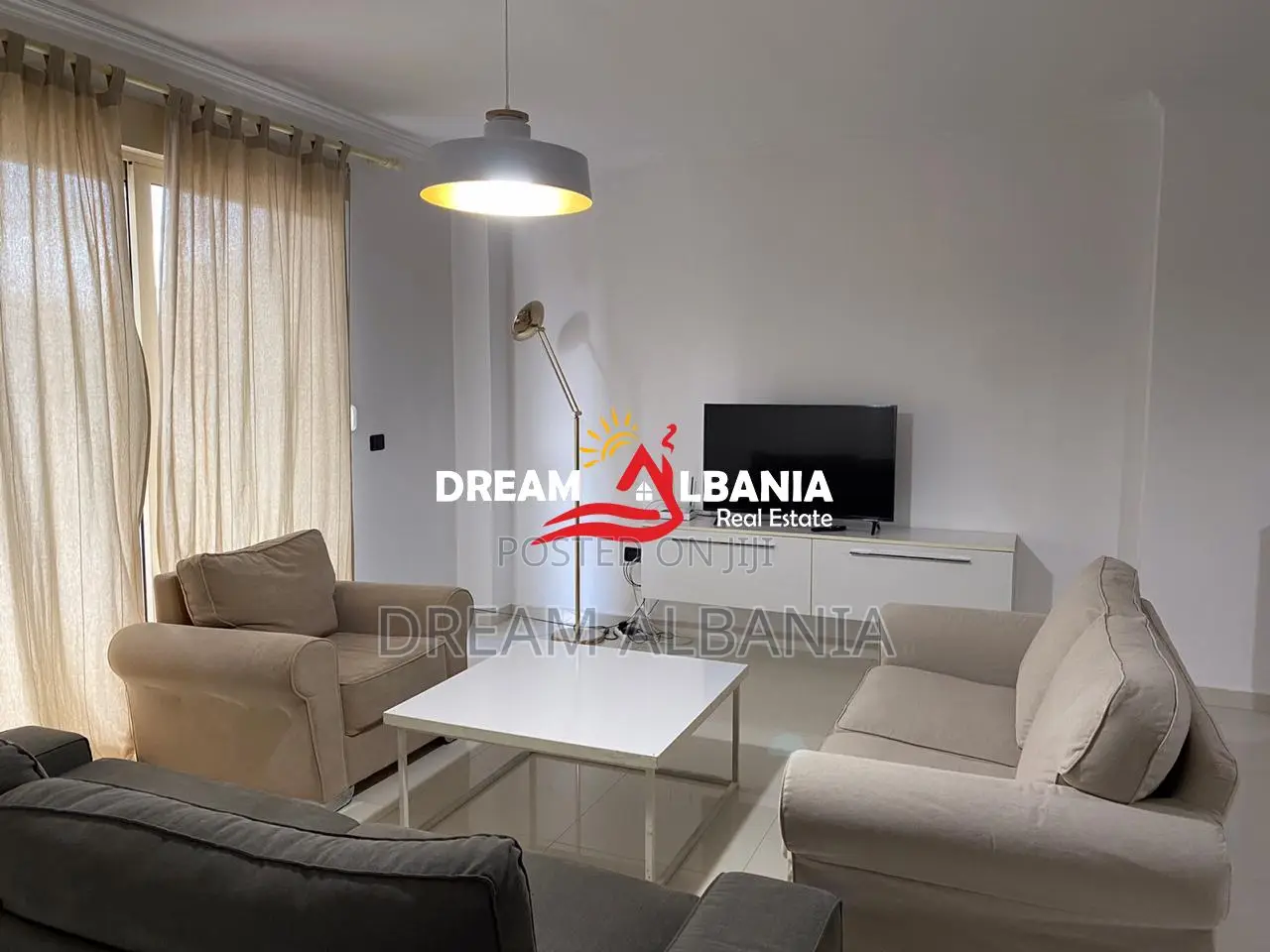 Apartamente 2+1 me qera ne rrugen e Bogdaneve prane Qendres ne Tirane 
