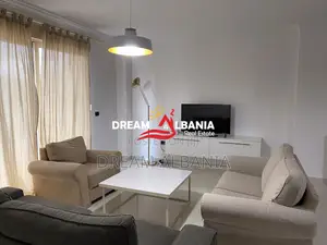 Apartamente 2+1 me qera ne rrugen e Bogdaneve prane Qendres ne Tirane 