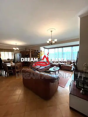 Shitet Apartament 2+1+Verande ne Laprake prane Kupoles, Tirane ID (412