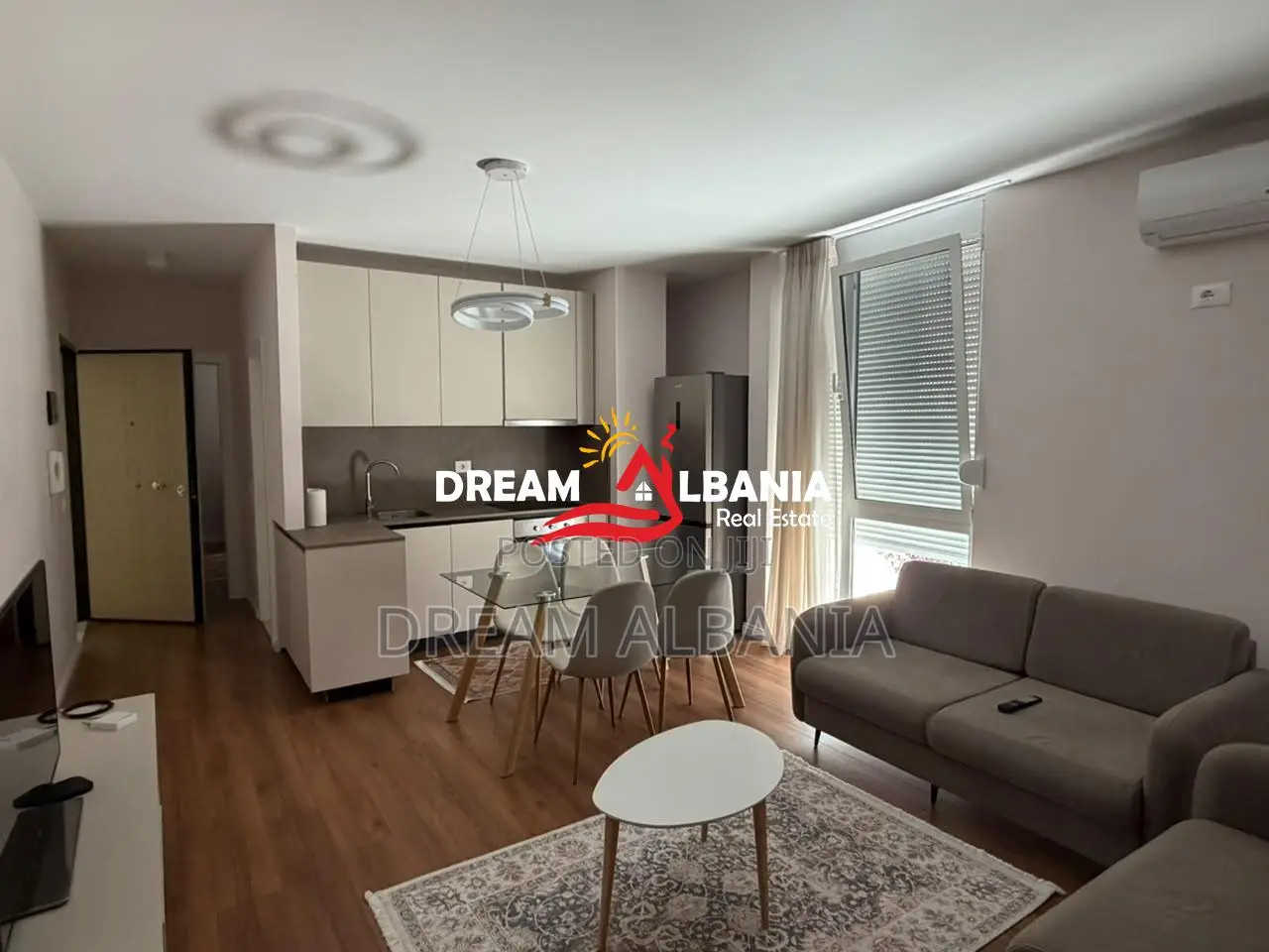 Jepet Apartament 2+1 me qera tek Rruga e Barikadave (ID 42215603)