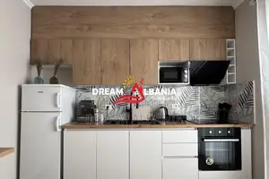 Super Apartament 2+1 me Qera ne Qender, prane Kafe Flora ne Tirane (ID