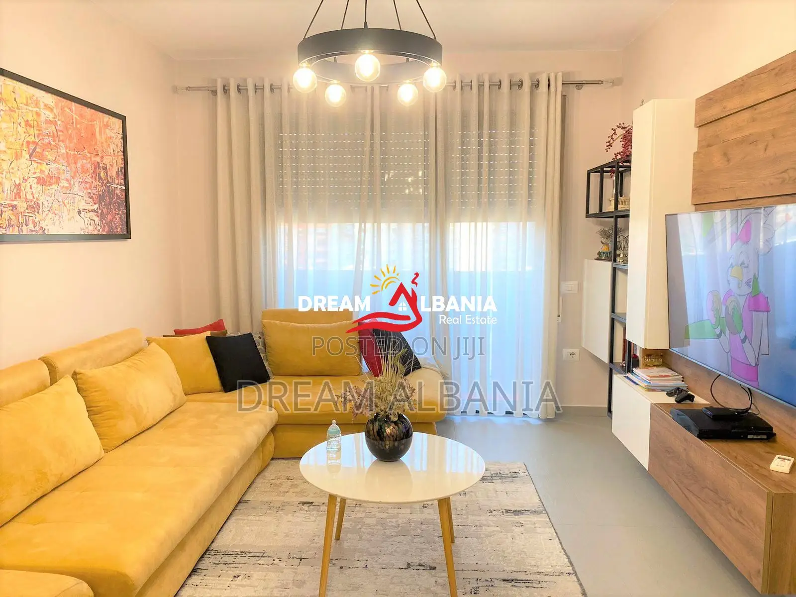 Super Apartament 1+1+2 Ballkone+Depo me Qera tek Stadiumi Dinamo ne Ti