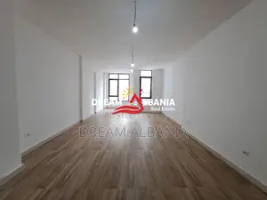 2 Ambiente Biznesi me Qera ne Qender te Tiranes (ID 42611403)
