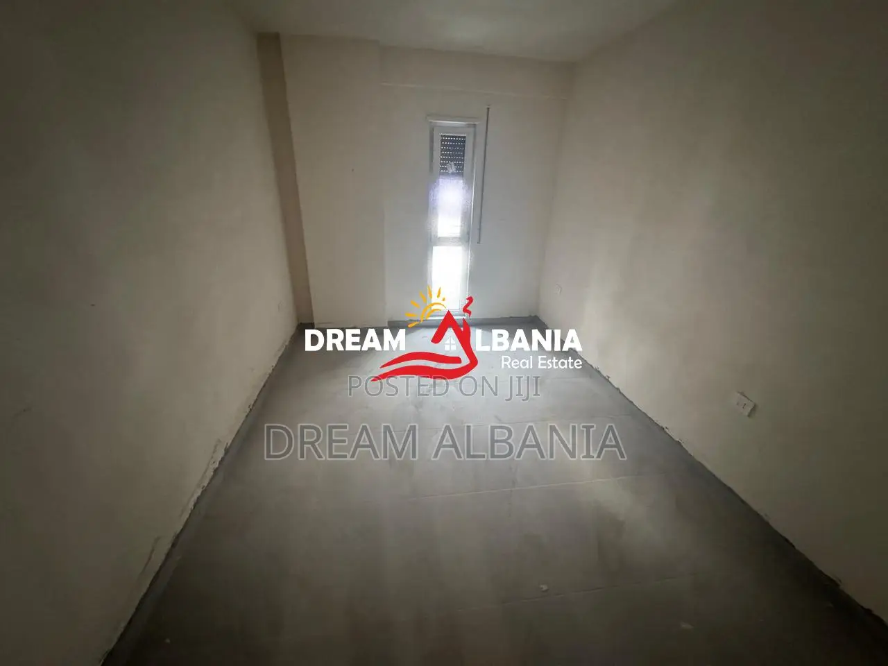 Apartamente 2+1 ne shitje ne Rruga 5 Maji afer Concordit ne Tirane (ID