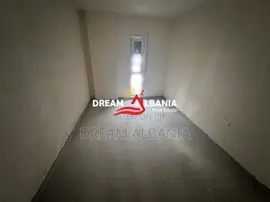 Apartamente 2+1 ne shitje ne Rruga 5 Maji afer Concordit ne Tirane (ID
