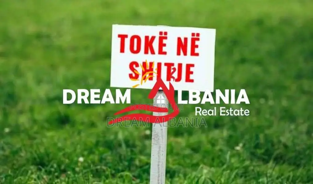 Shitet Toke Tek Gjiri i Rodonit, Shume prane Detit (ID 4191199)