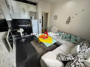 Shitet apartament 2+1 tek Rruga e Durresit (ID 4129493)