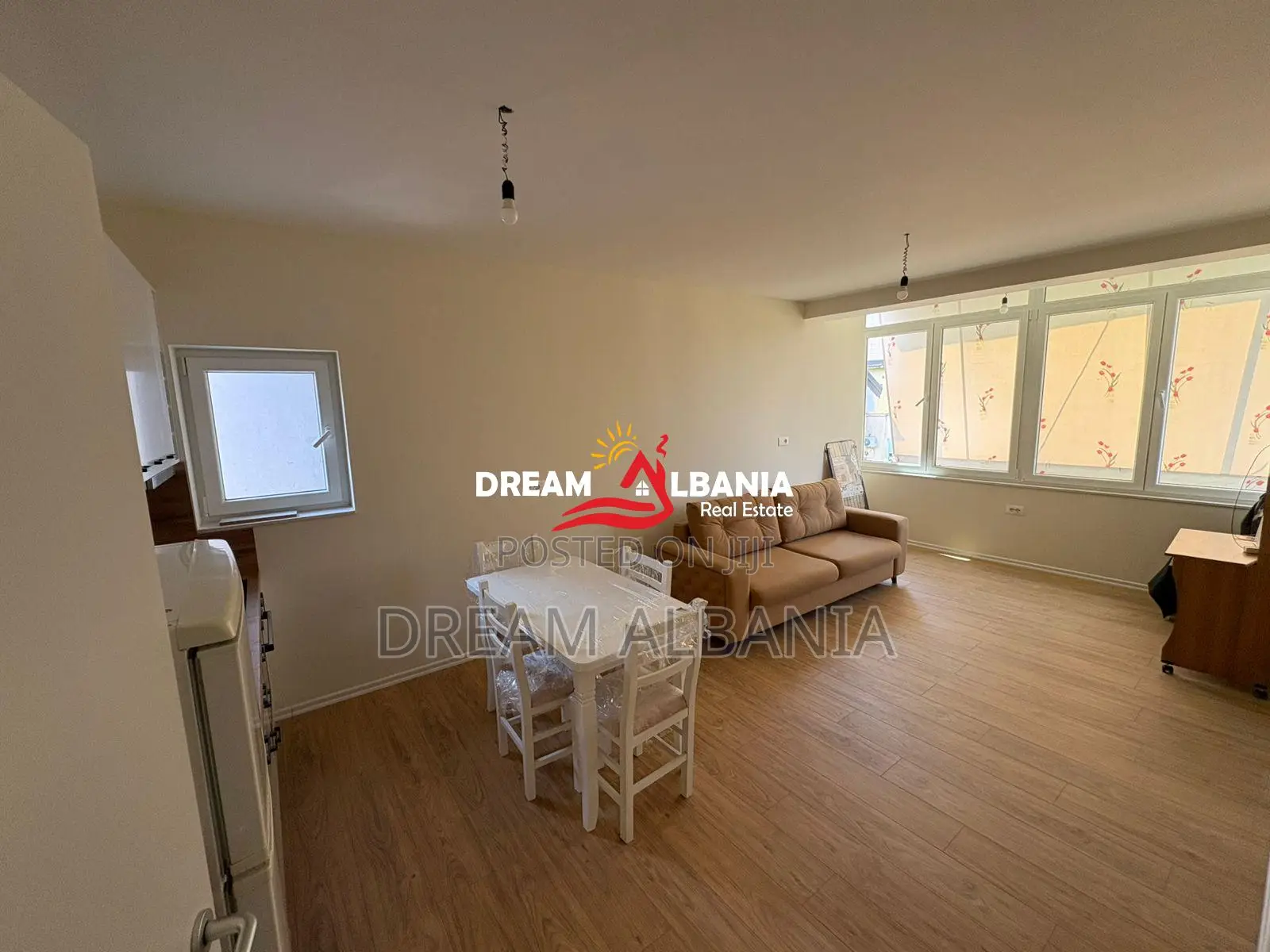 Jepet me qera apartament 2+1 në Rrugen Mine Peza ,Tirane (ID 4229501)