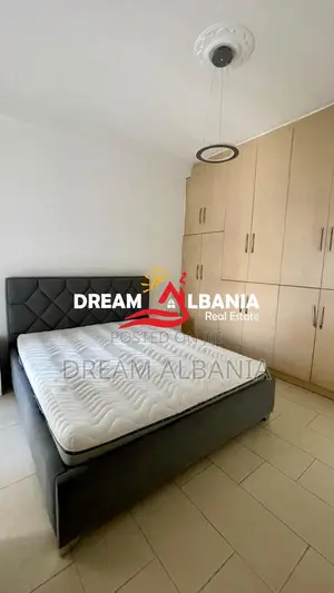 Jepet Apartament 1+1 me qera tek Rruga e Kavajes afer Qendres, Tirane 