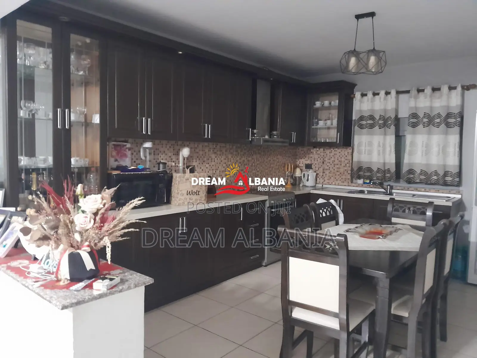 Jepet me qera shtepi private në Laprake, Tirane (ID 4231496)